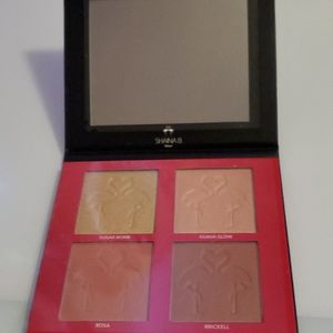 Shina b blush and highlighter palette